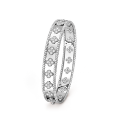 Van Cleef and Arpels Perlée Clovers Bracelet, Small Model White Gold, Diamond