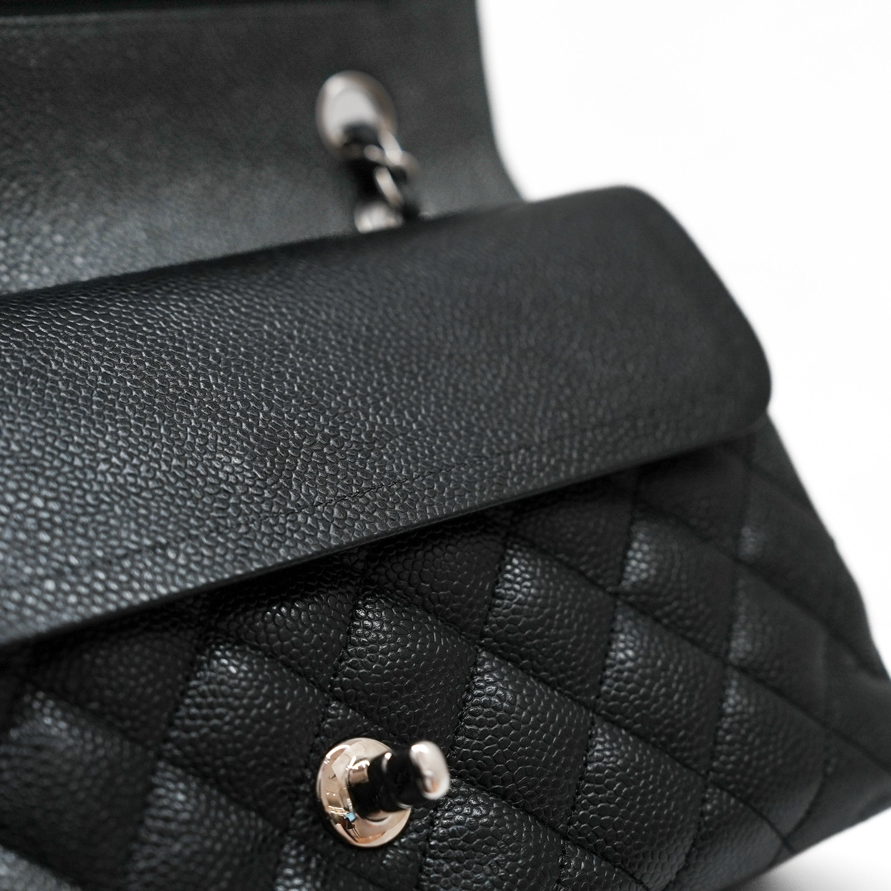 Chanel Medium Classic Double Flap Caviar Black