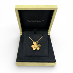 Van Cleef & Arpels Large Frivole Clip pendant, 18K Yellow Gold, Diamond