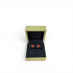 Van Cleef & Arpels Sweet Alhambra Earstuds Rose Gold, Carnelian