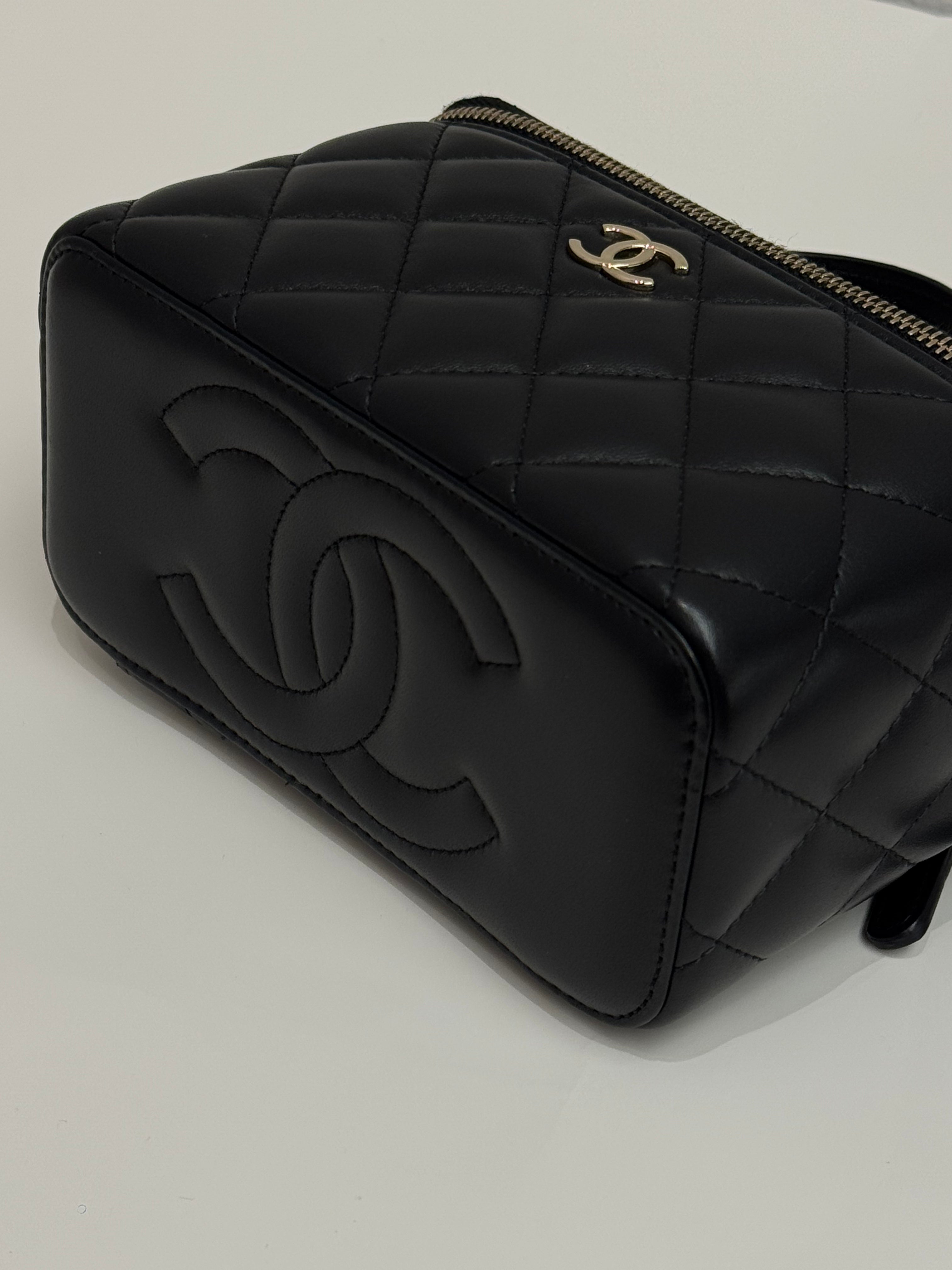 Chanel 22A Top Handle Long Vanity With Chain Lambskin Black