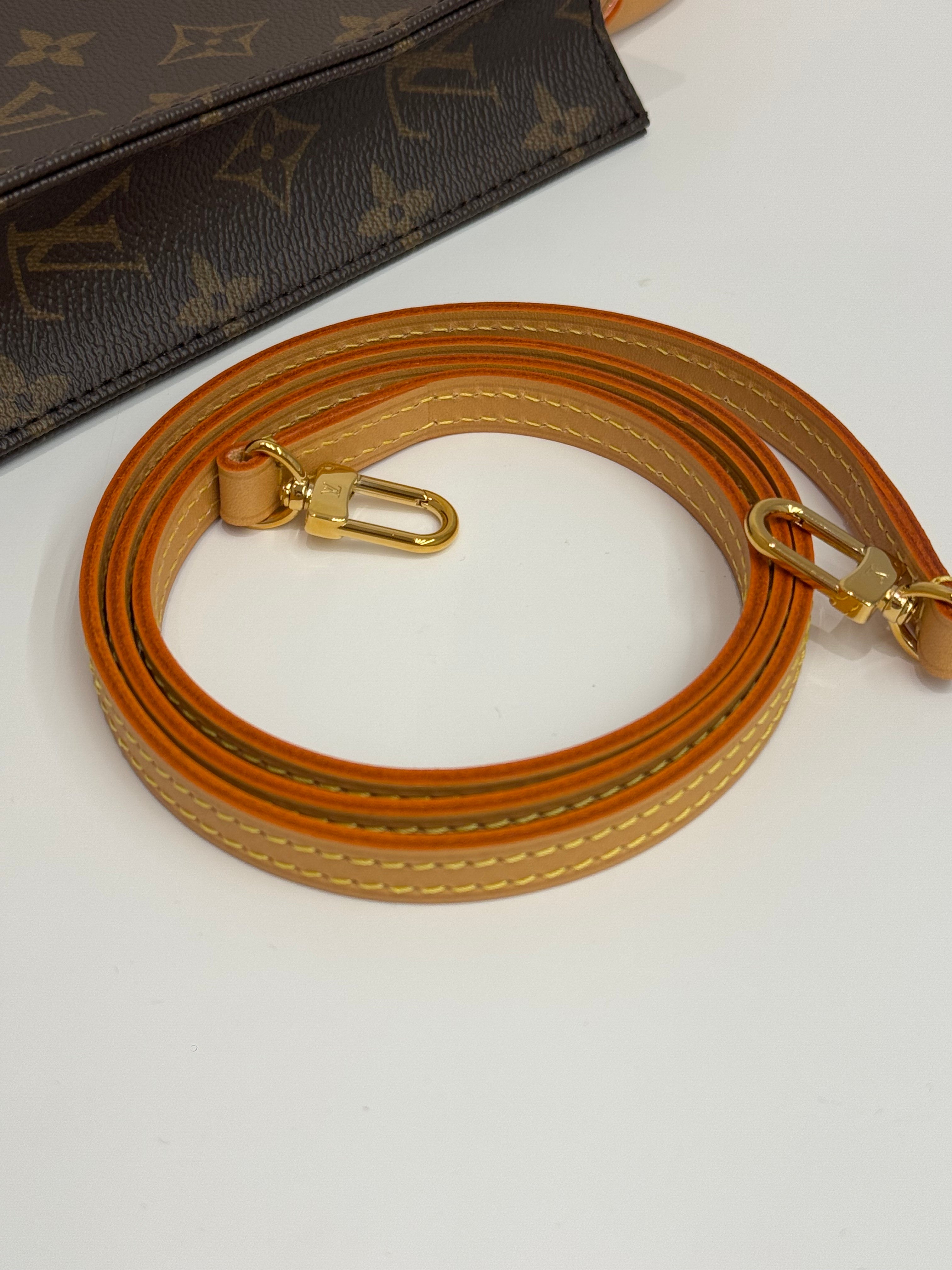 Louis Vuitton Petit Sac Plat Monogram