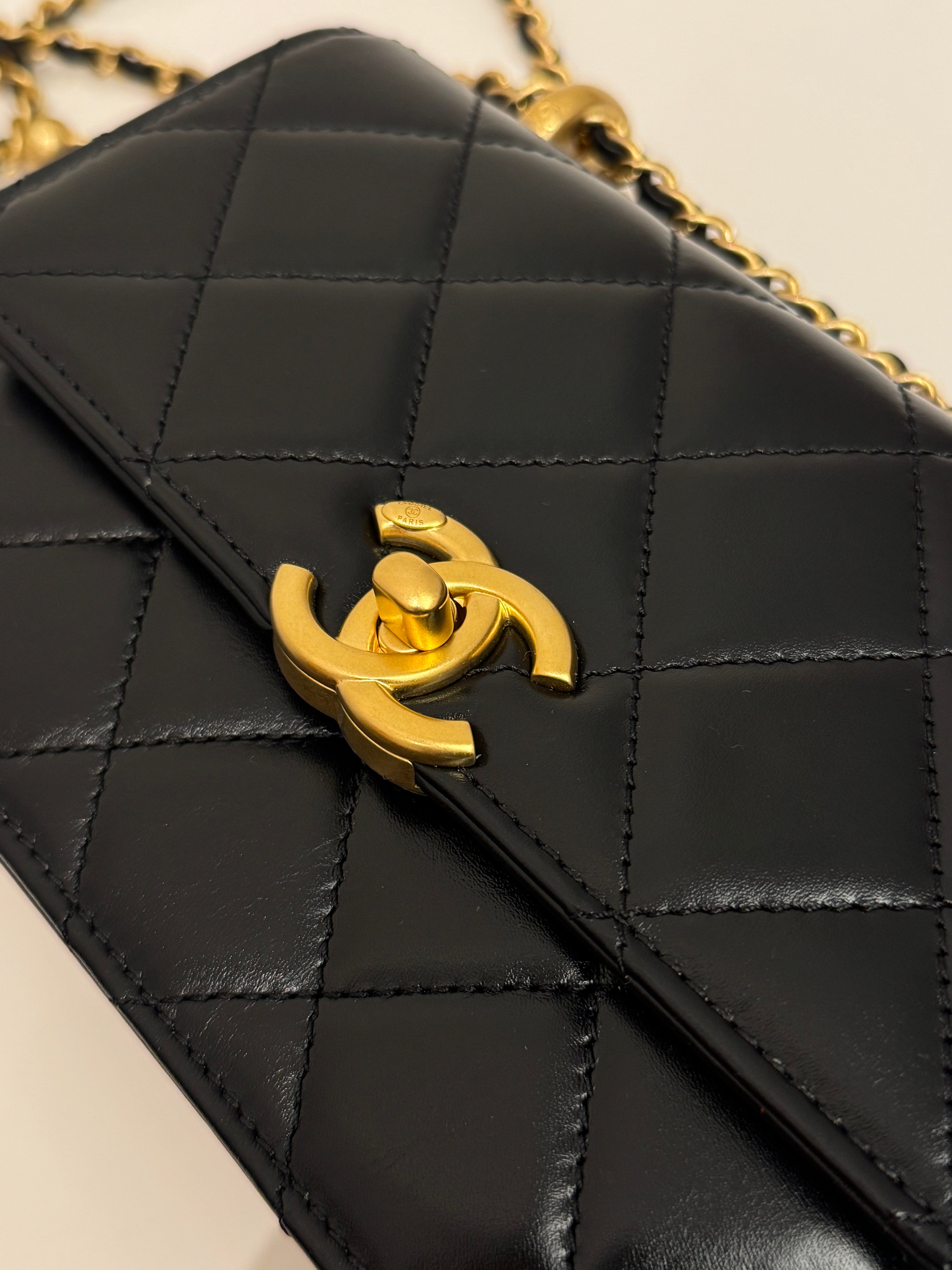Chanel Mini Perfect Fit Flap Calfskin Black (Microchip)