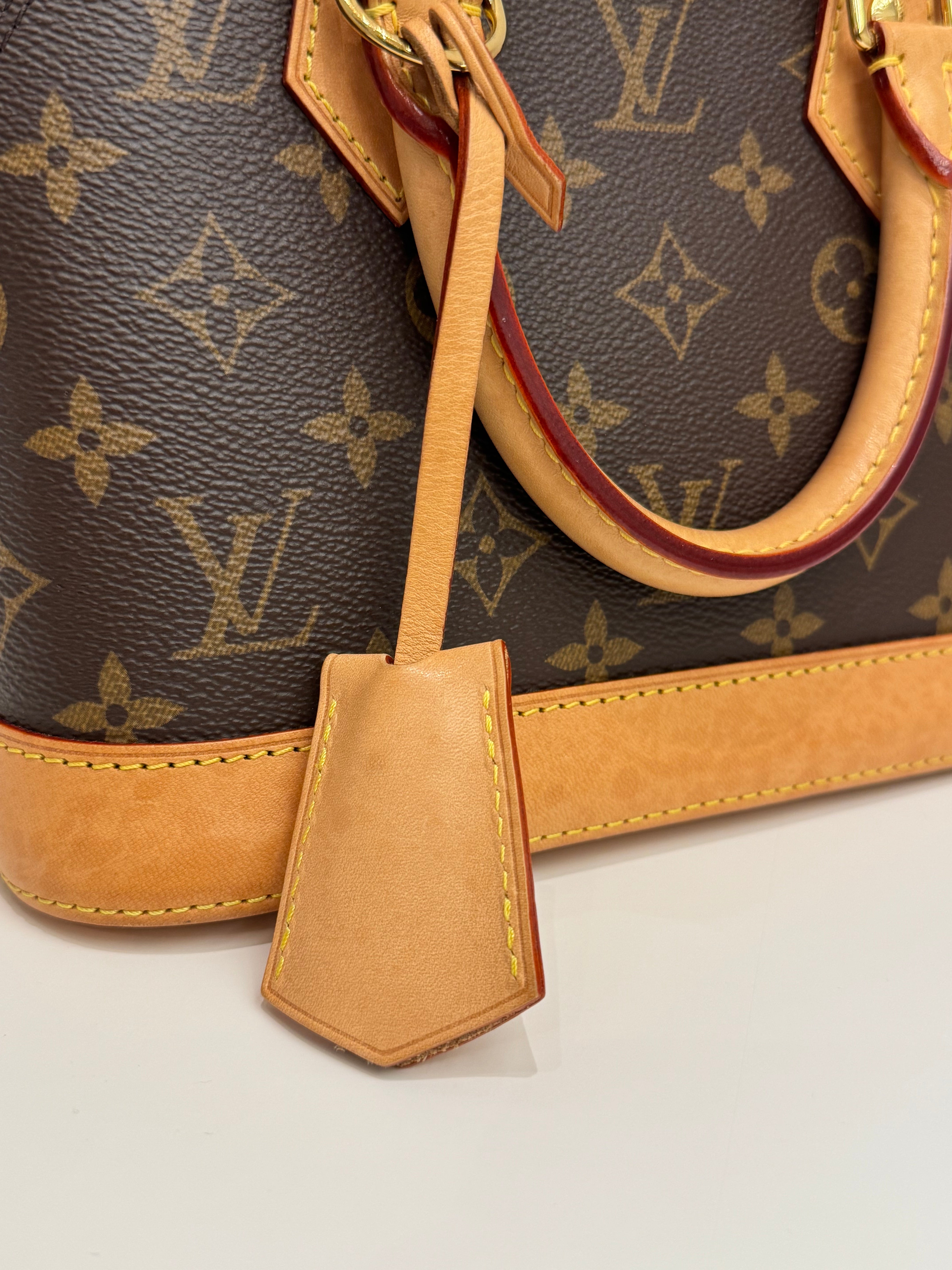 Louis Vuitton Alma BB Monogram
