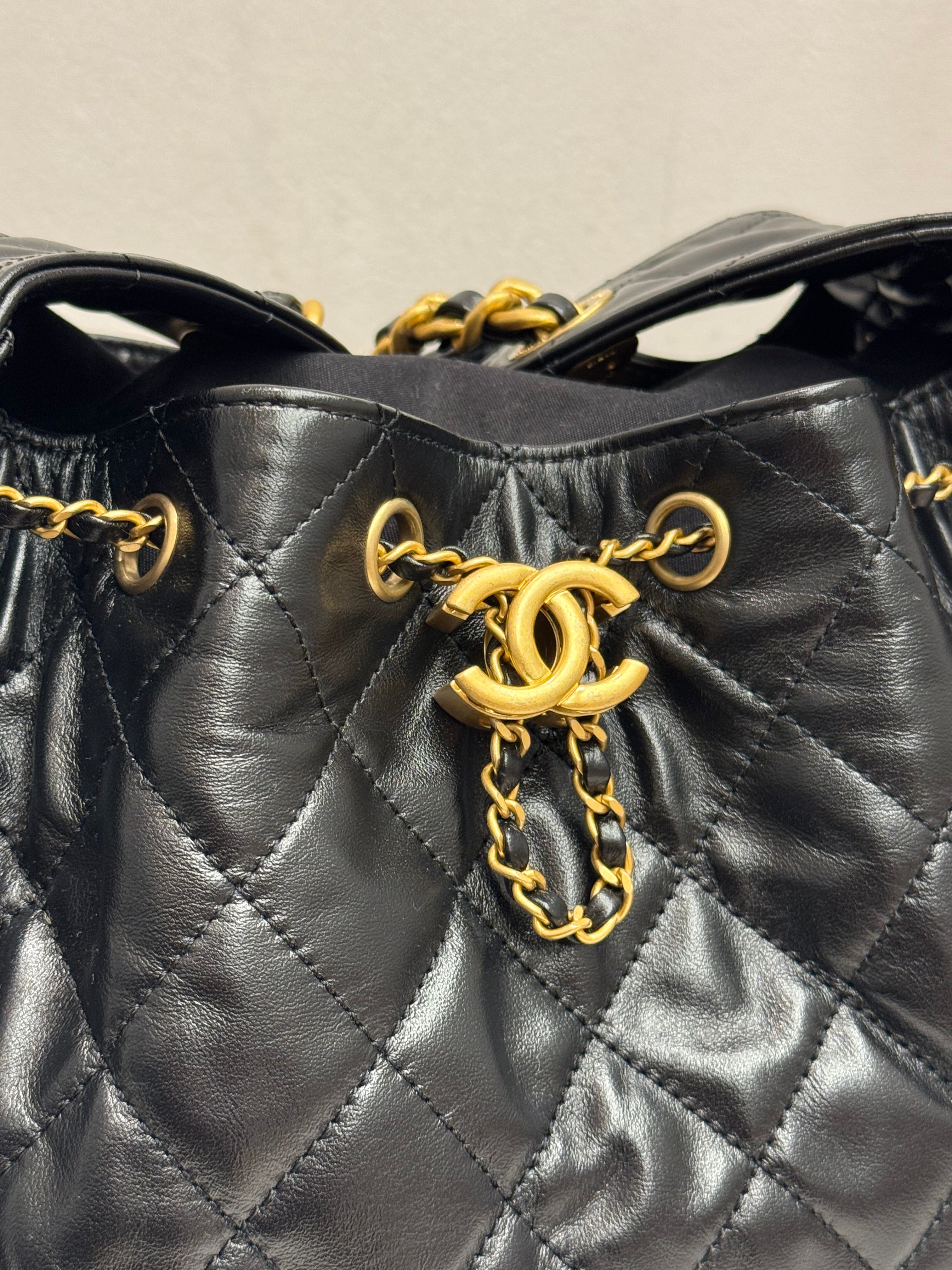 Chanel Small 25 Bag Calfskin Black (Microchip)
