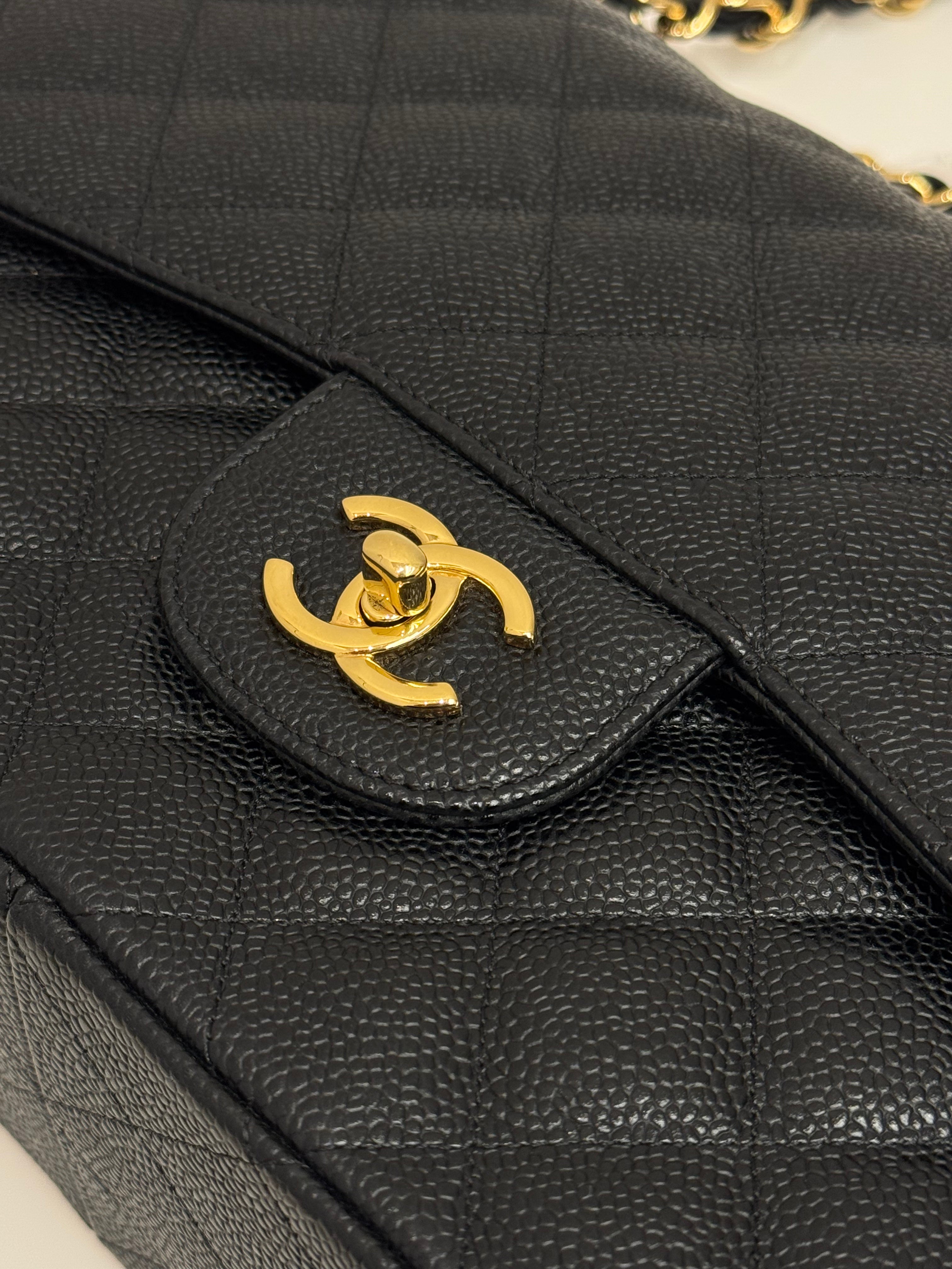 Chanel Jumbo Double Flap Caviar Black
