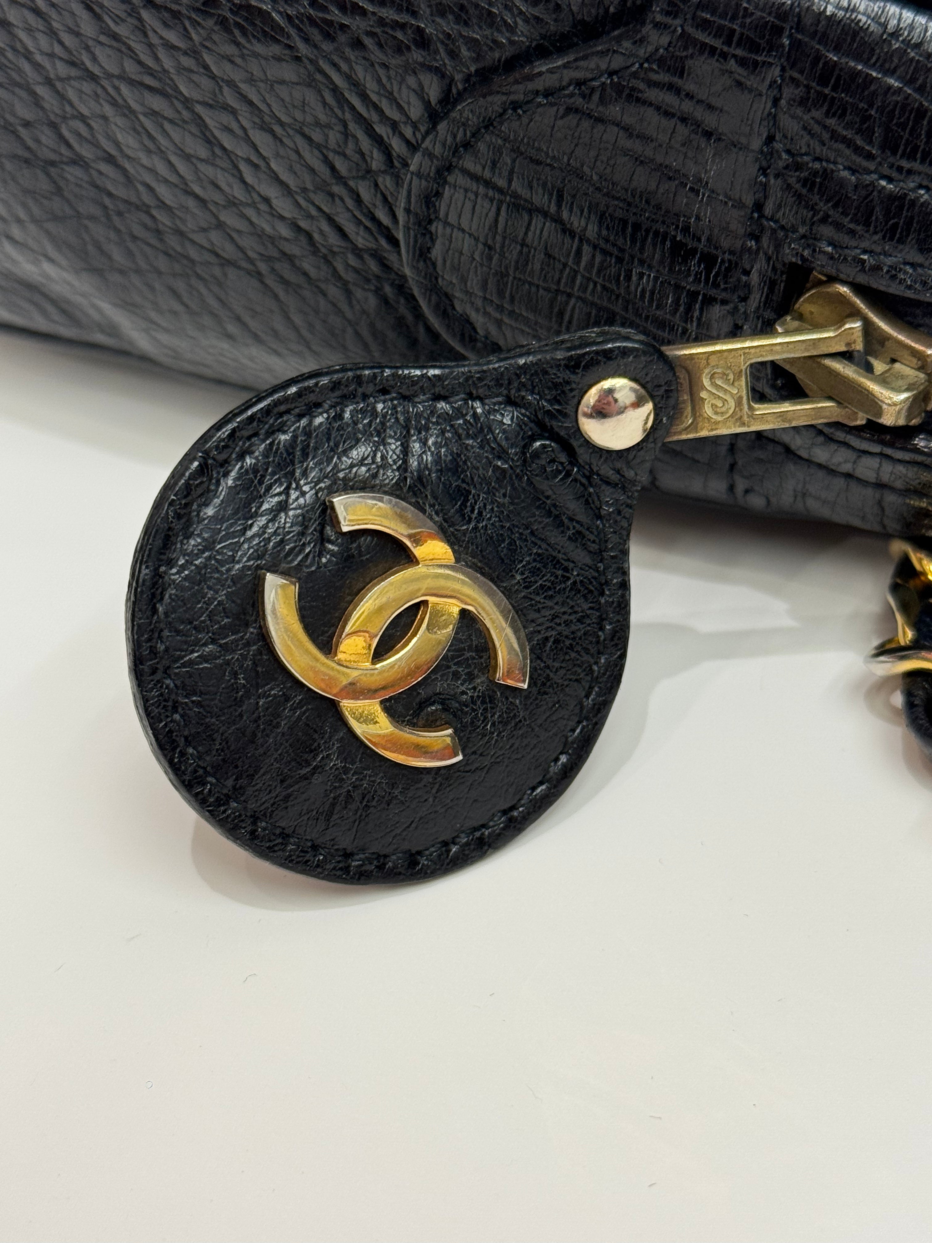 Chanel Vintage Shoulder Bag Ostrich Black