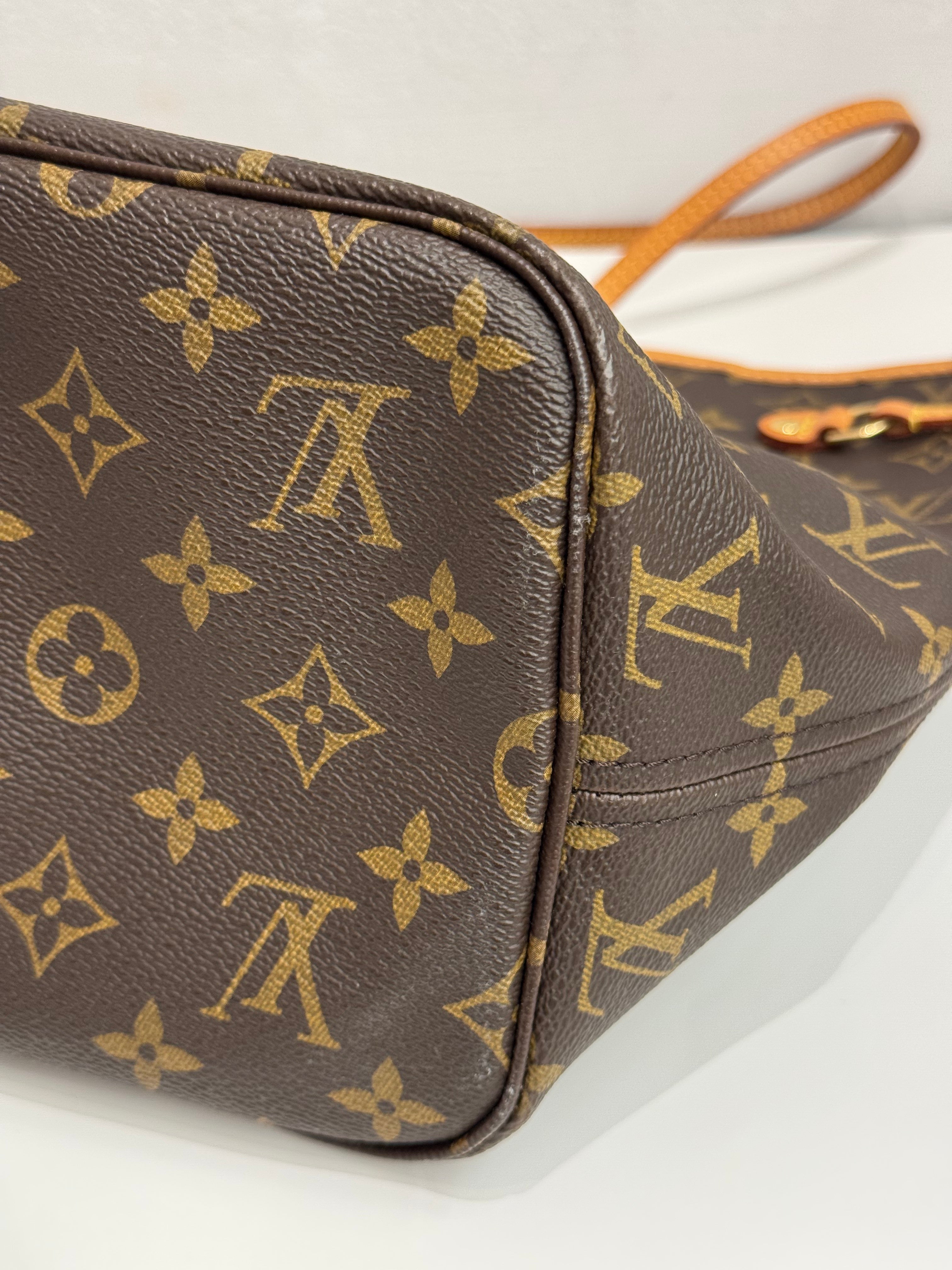 Louis Vuitton Neverfull MM Monogram Canvas