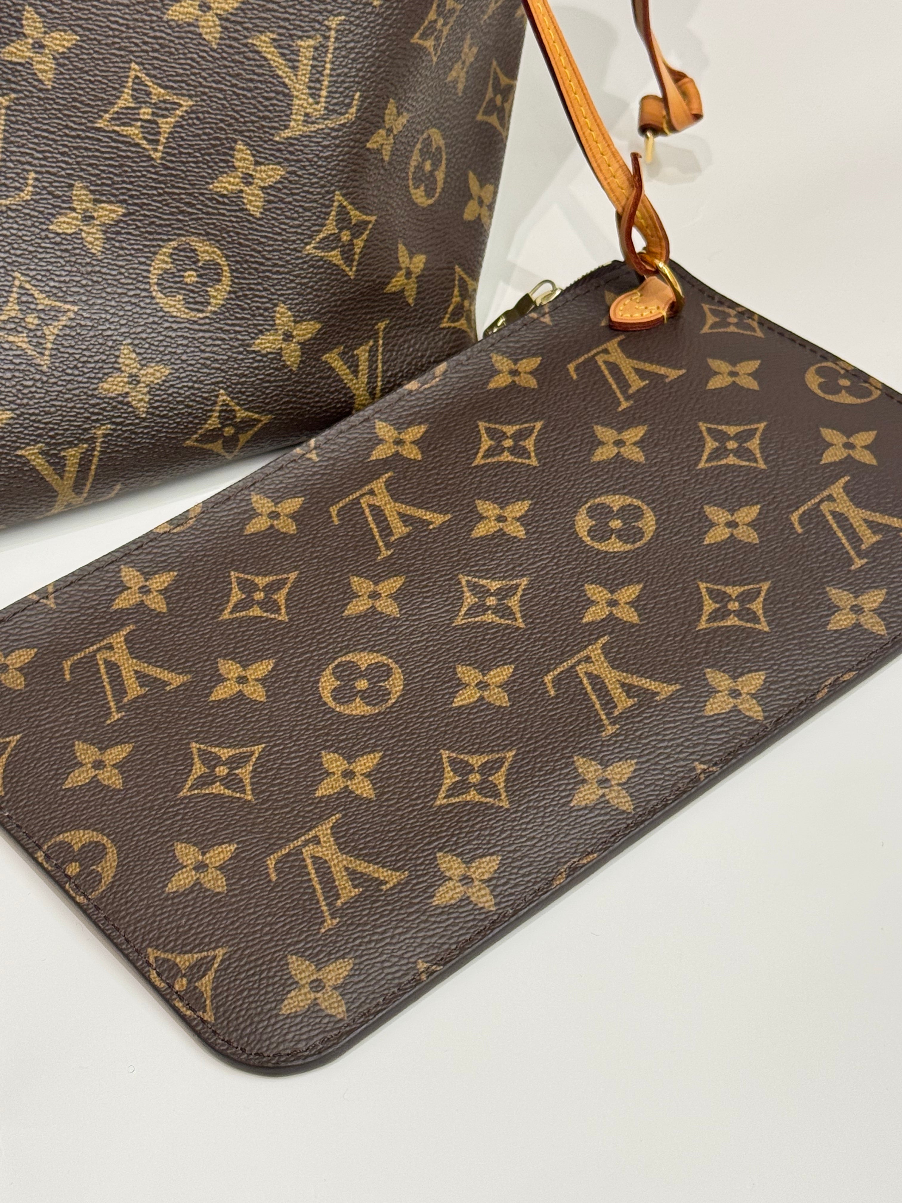 Louis Vuitton Neverfull MM Monogram Canvas