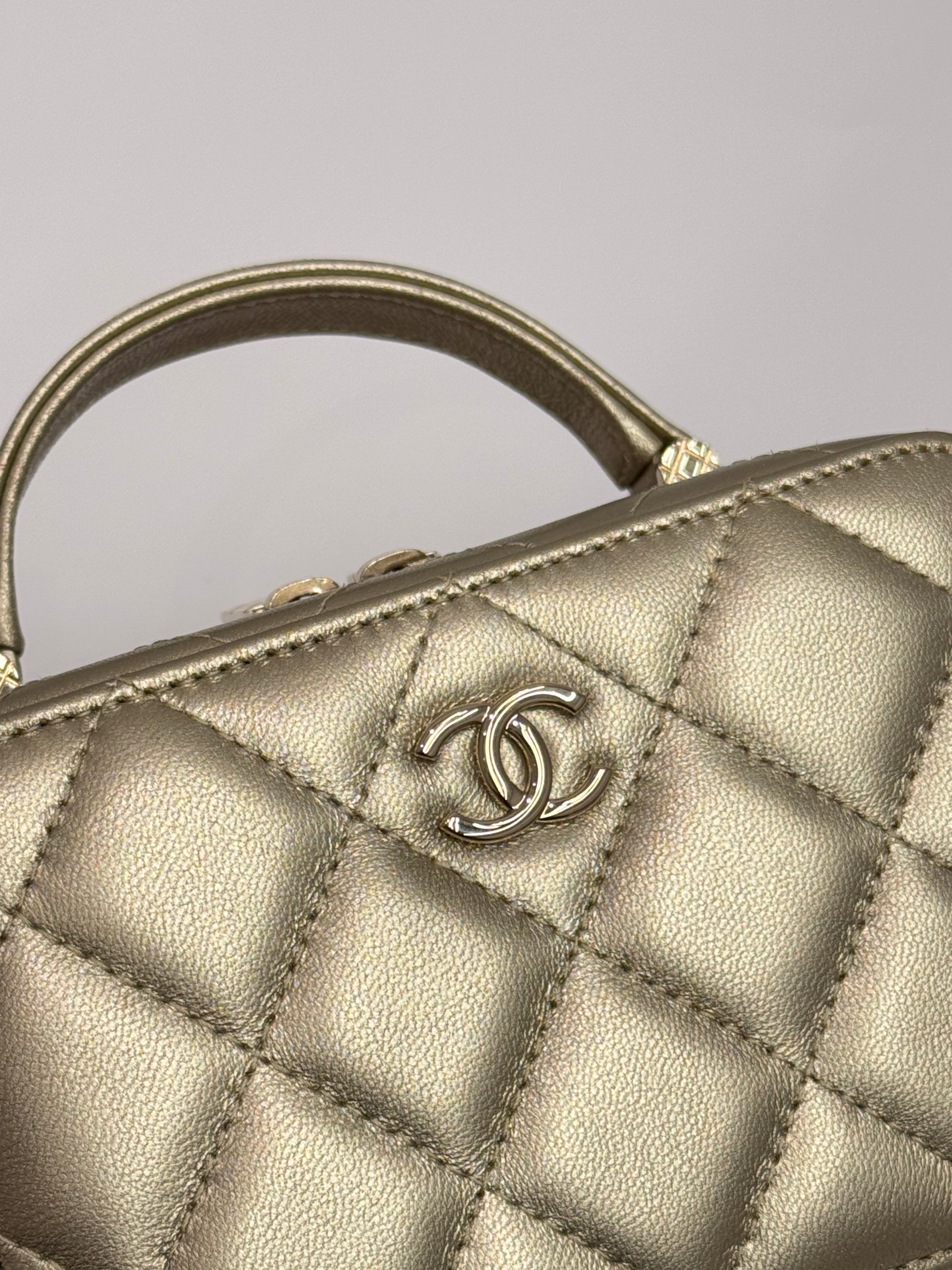 Chanel Top Handle Vanity Case Lambskin Gold