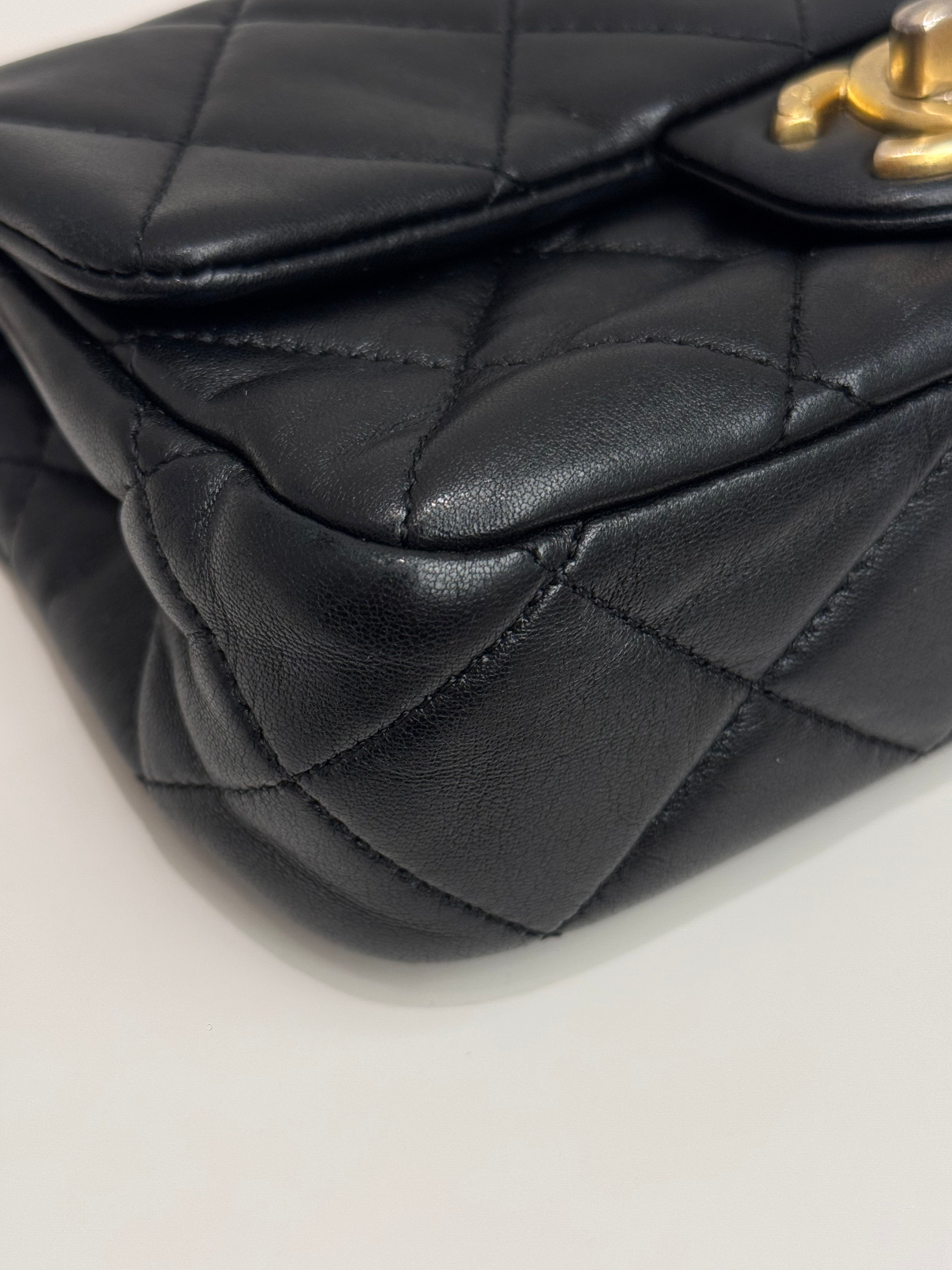 Chanel Small Flap Bag Lambskin Black (Mircrochip)