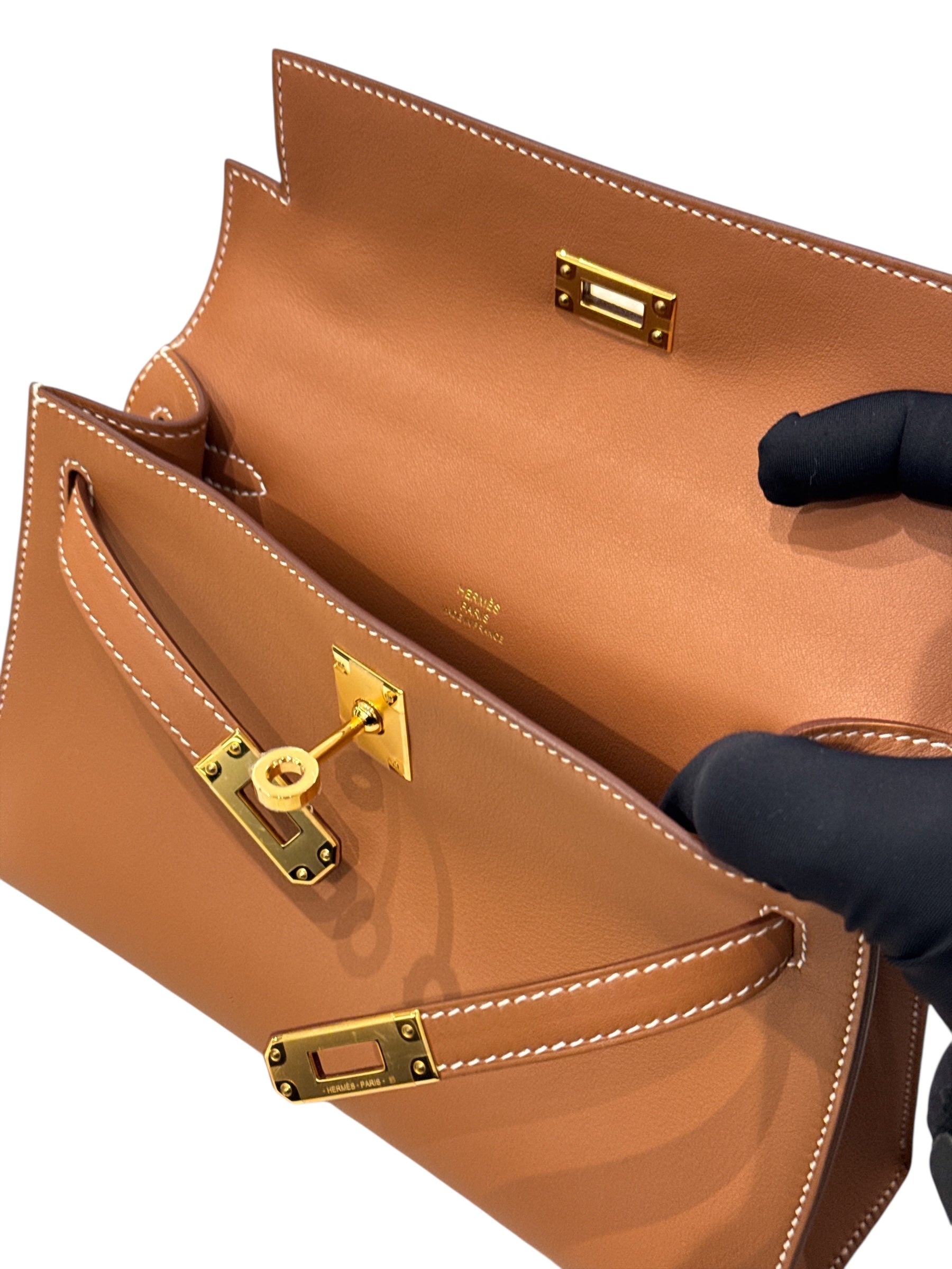 Hermes Kelly Pochette Swift Gold STAMP B
