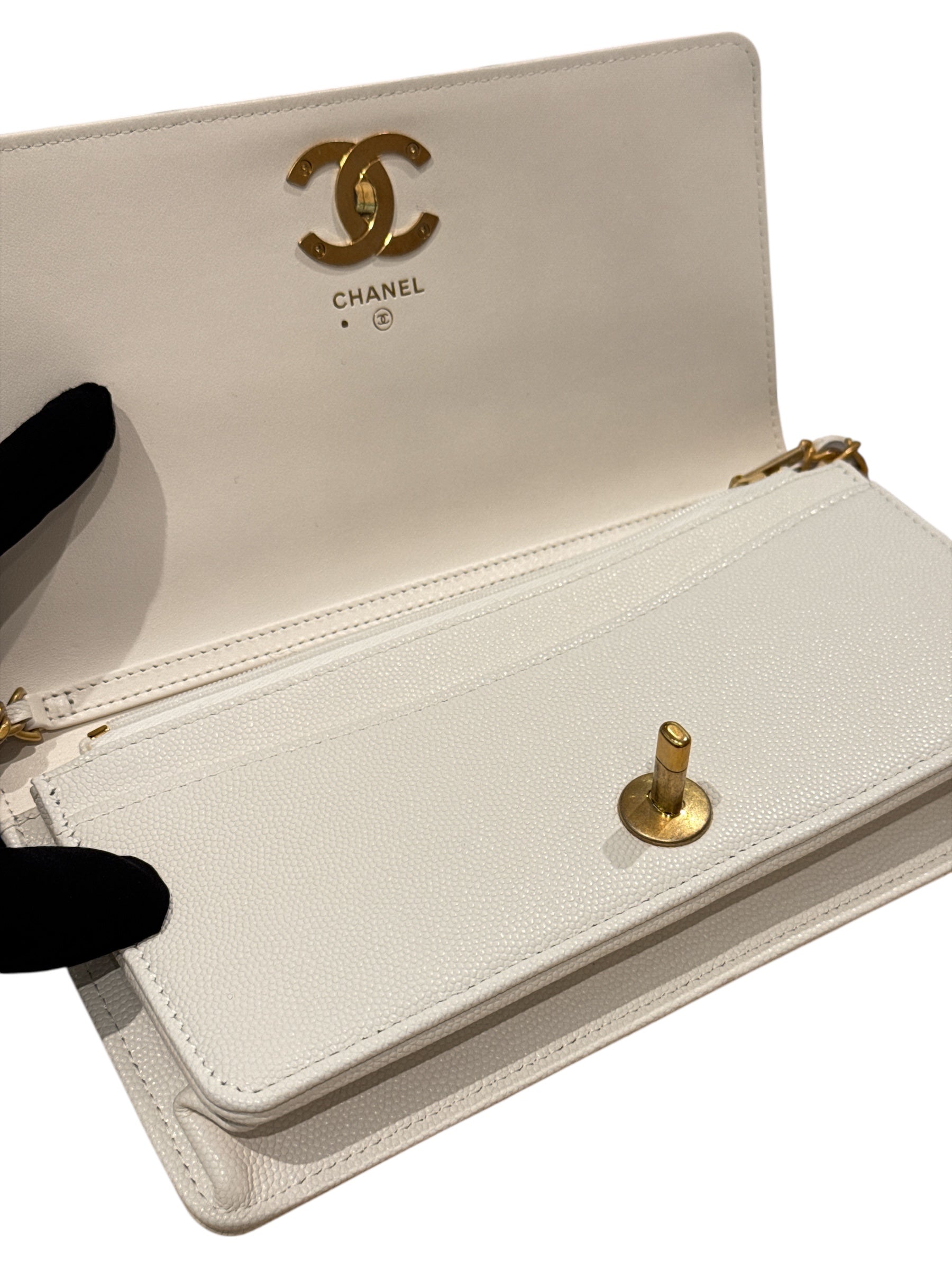 Chanel Camilla Cluth with Chain White Caviar